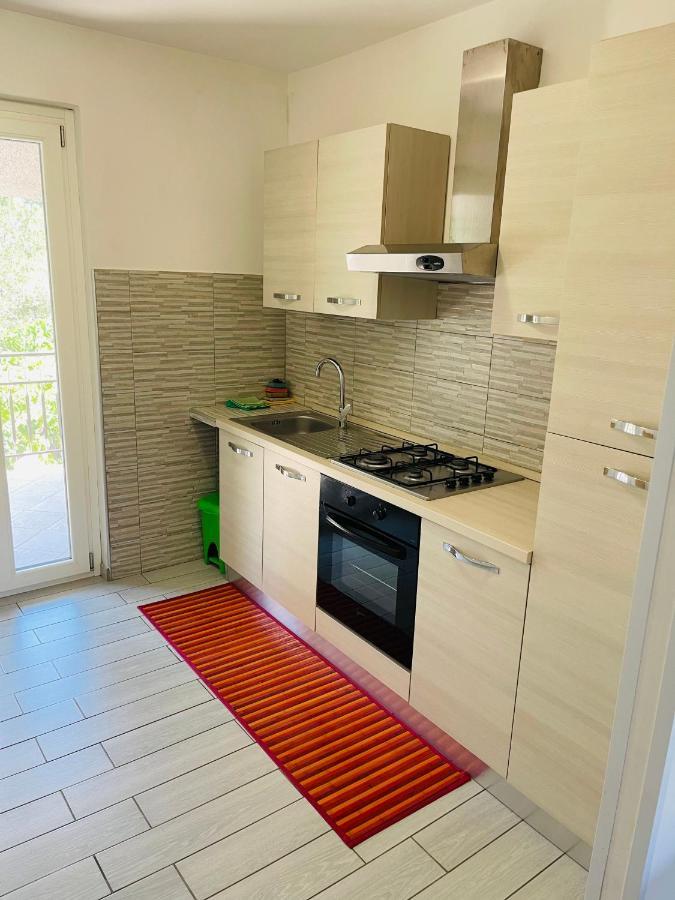 La Casa Di Nonna Attilia Apartment Fondi Luaran gambar