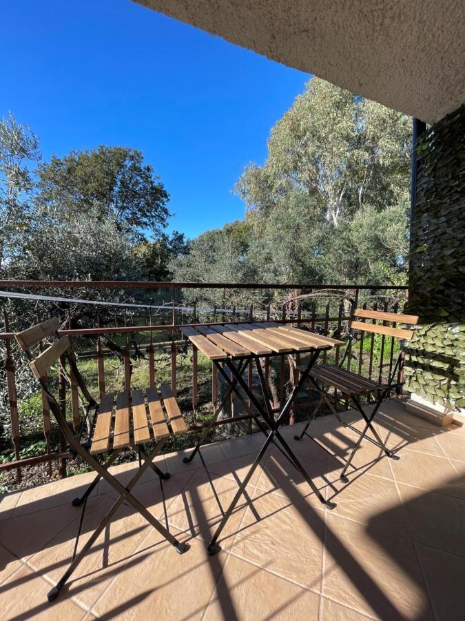 La Casa Di Nonna Attilia Apartment Fondi Luaran gambar