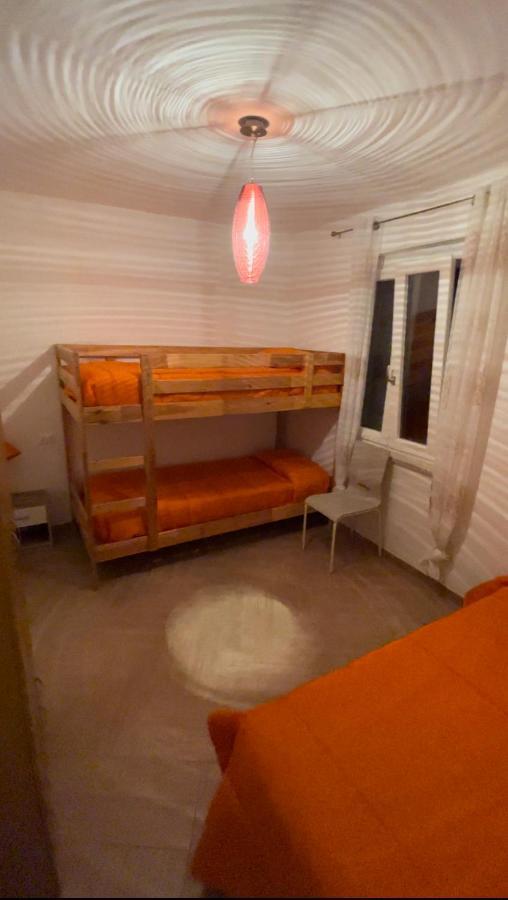 La Casa Di Nonna Attilia Apartment Fondi Luaran gambar